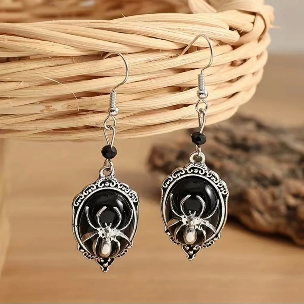 Gothic Retro Style Black Gemstone Spider Earrings Faux Fashion Jewelry‎